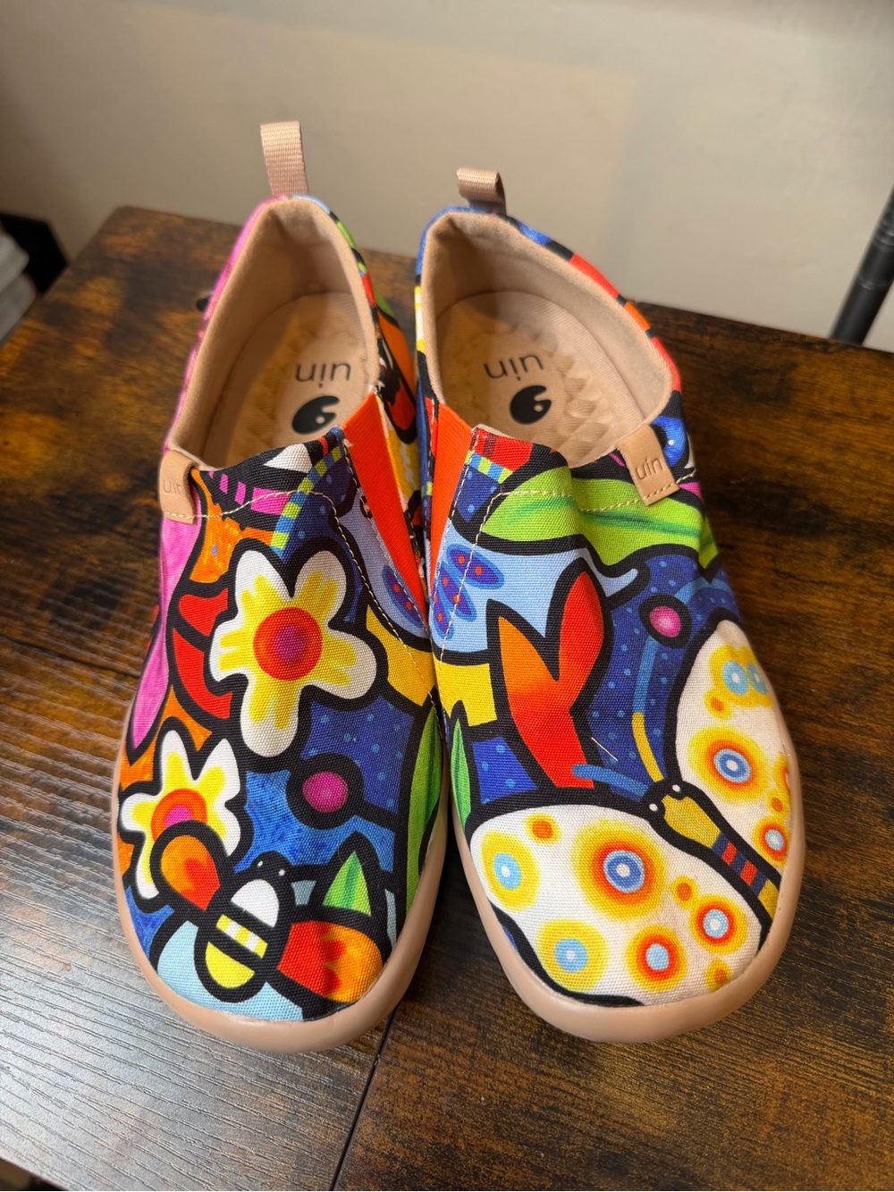 UIN "Secret Garden" Toledo I women's slip-on shoes colorful butterfly SZ 7.5